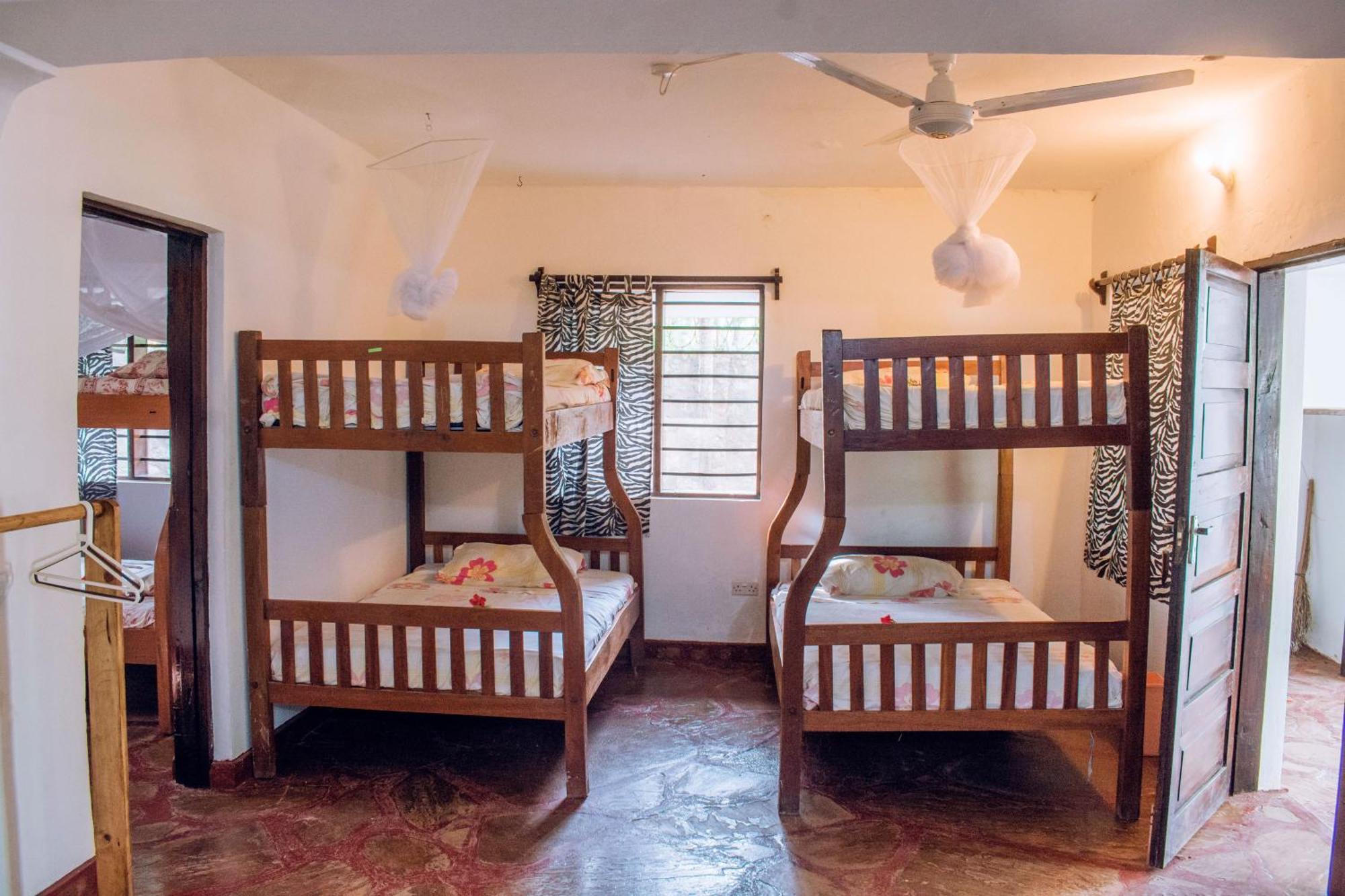 Kijani Cottages In Diani 迪亚尼海滩 外观 照片