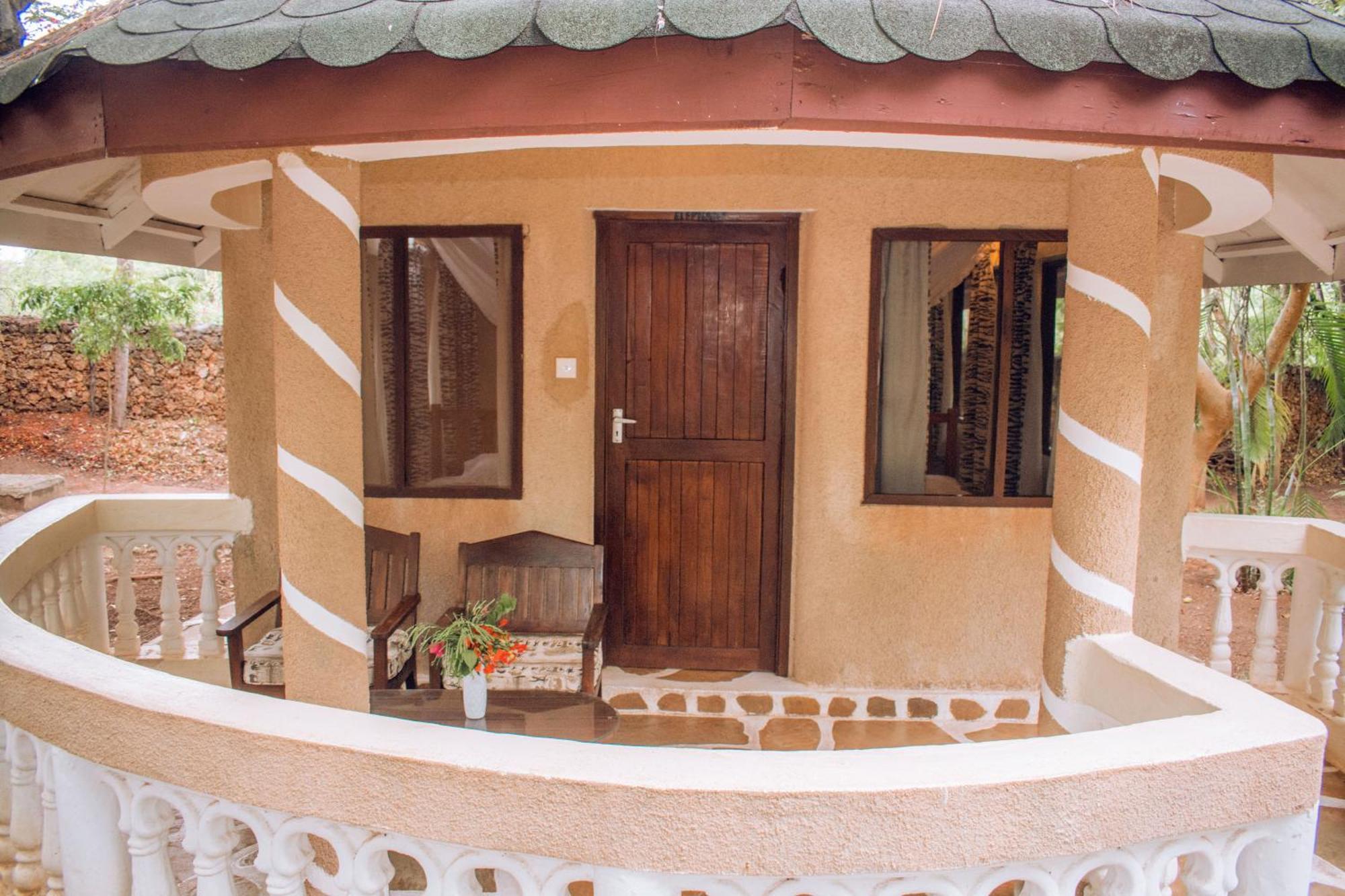 Kijani Cottages In Diani 迪亚尼海滩 外观 照片